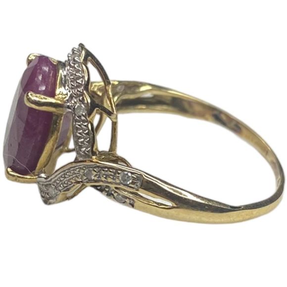 Red Ruby 10K Yellow Gold Ring Sz 5.5 - Picture 3 of 10
